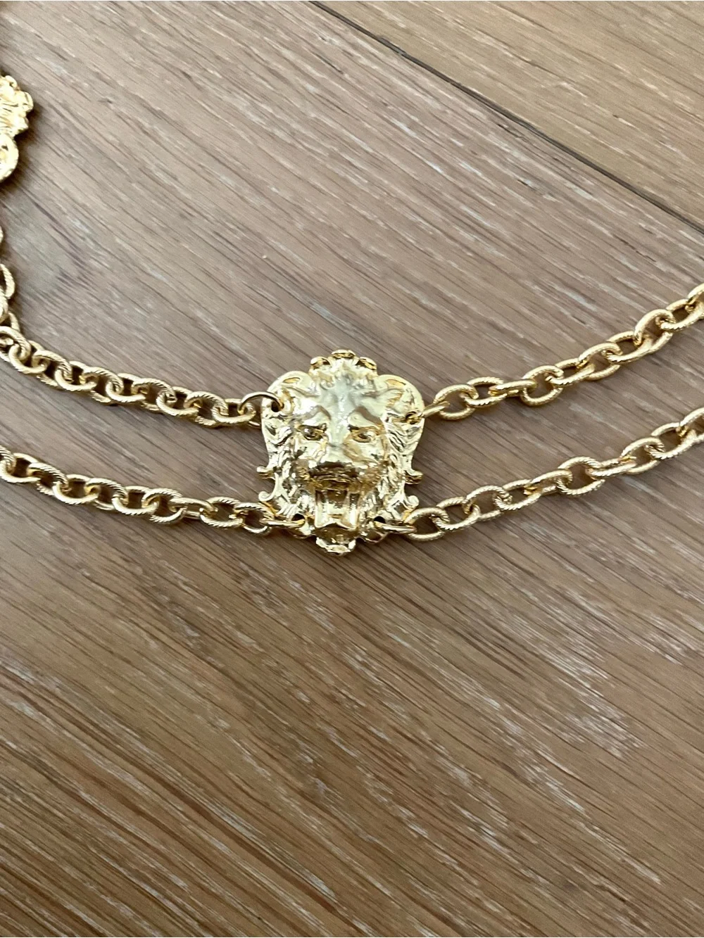 VTG 80s Gold Lion Head Belt Double Strand Chain Glam Medallion Adjustable